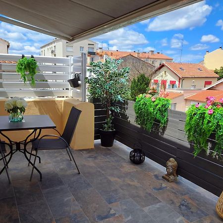 L"Indochine Apartment Perpignan Room photo